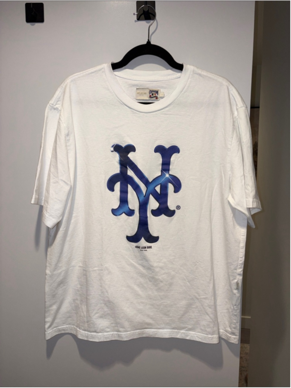 Aime Leon Dore X New York Mets - White Short-Sleeve Tee with Blue NY Monogram